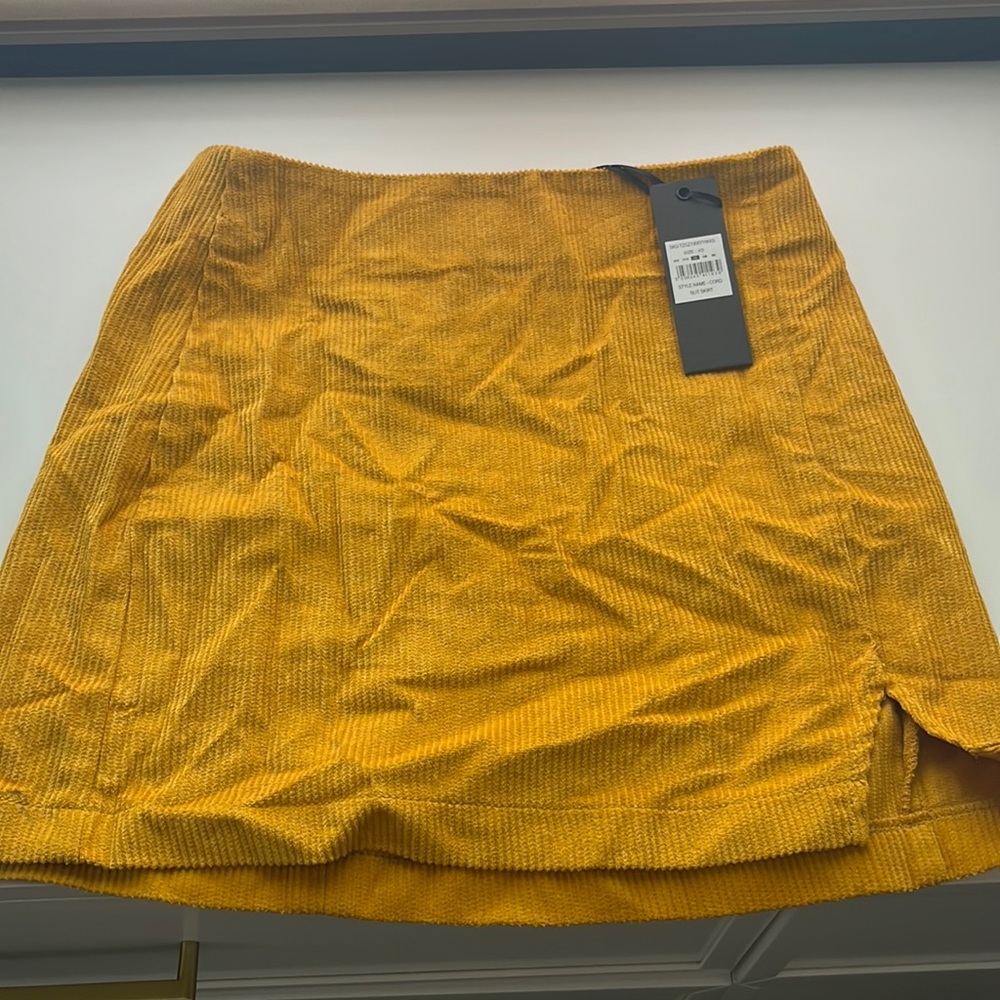 yellow skirt brand new